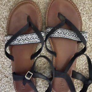 Toms Lexie sandals